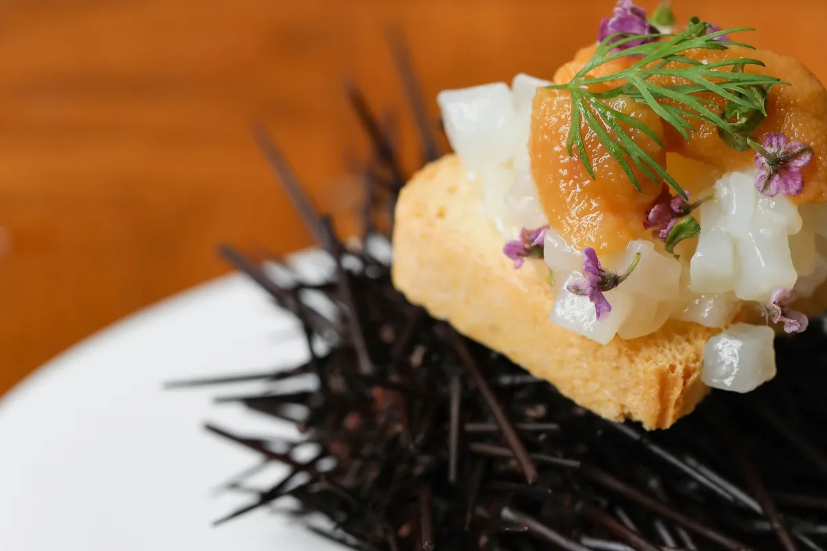 ANNY限定【108本のバラの花束付きプラン】京都最大級チャペル+旬の食材フレンチコース全7品+メッセージ付きデザートプレート+プロポーズコンシェルジュ+記念フォト撮影 2