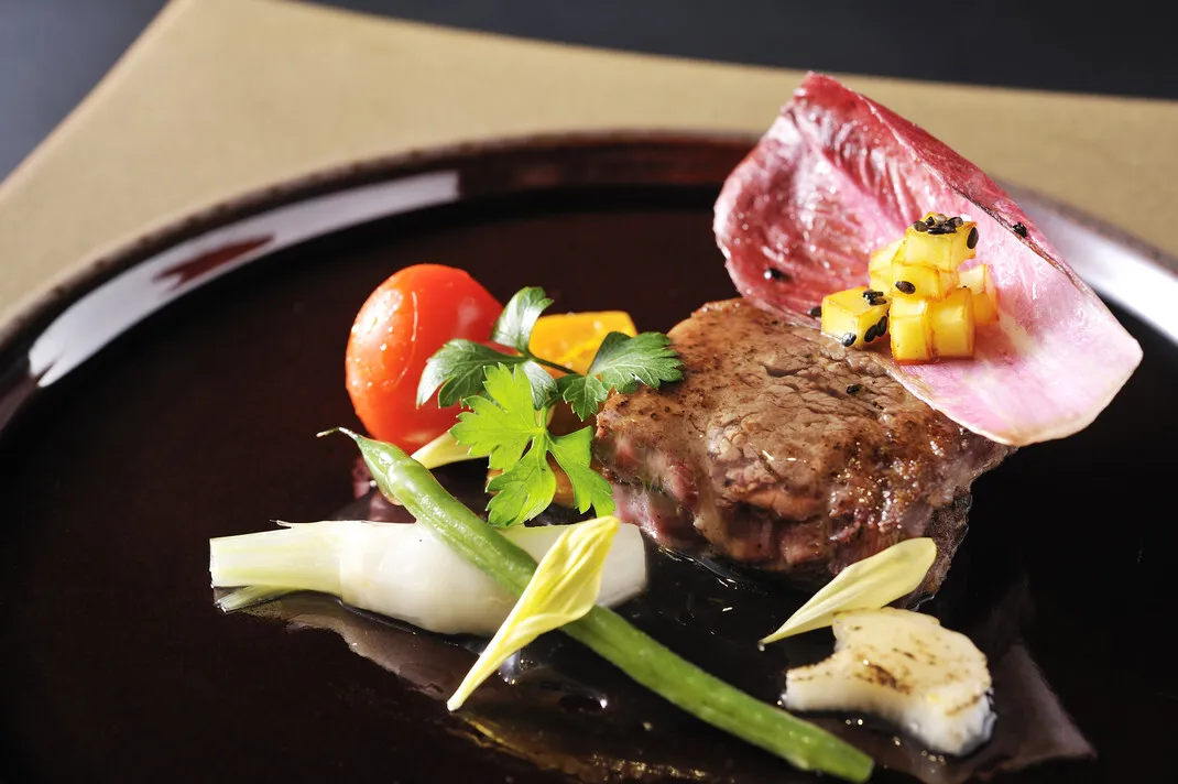 旬の厳選食材を味わう本格懐石 2
