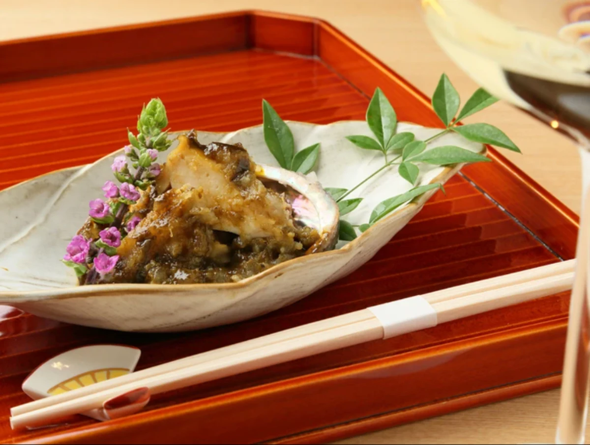 【最大10名様 / 個室確約★お食い初めディナー】4種から選べる四季を映す一般懐石コース+お抹茶&和菓子付き★栄の上質空間で、健やかな成長を願う特別なひとときをの写真 4