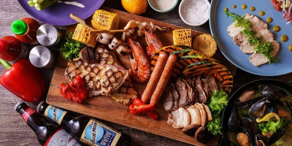 【アニバーサリーBBQプラン/土日祝】手ぶらで気軽にBBQ×120分飲み放題×メッセージ付き肉プレート★誕生日や記念日を長崎の絶景マリーナでお祝い 料理