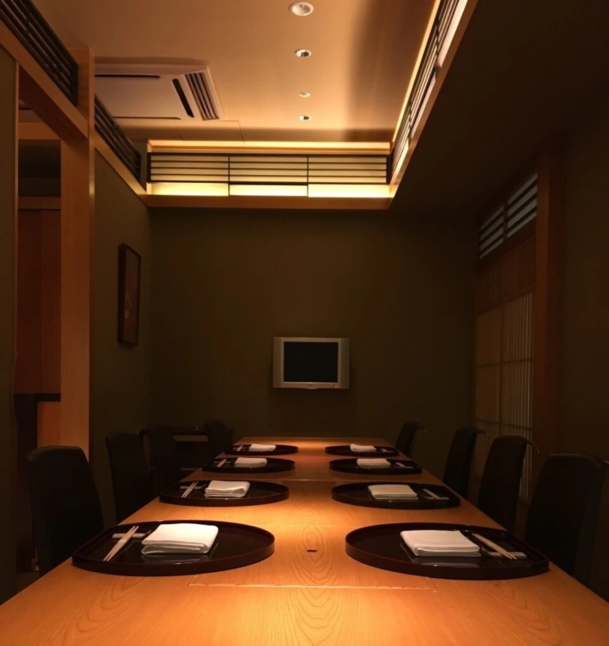 【4名～11名★個室確約】結納・顔合わせランチプラン★ミシュラン掲載料理店自慢のおまかせ懐石コース全9品★六本木駅より徒歩3分の和空間で両家の親睦深めるひととき 座席