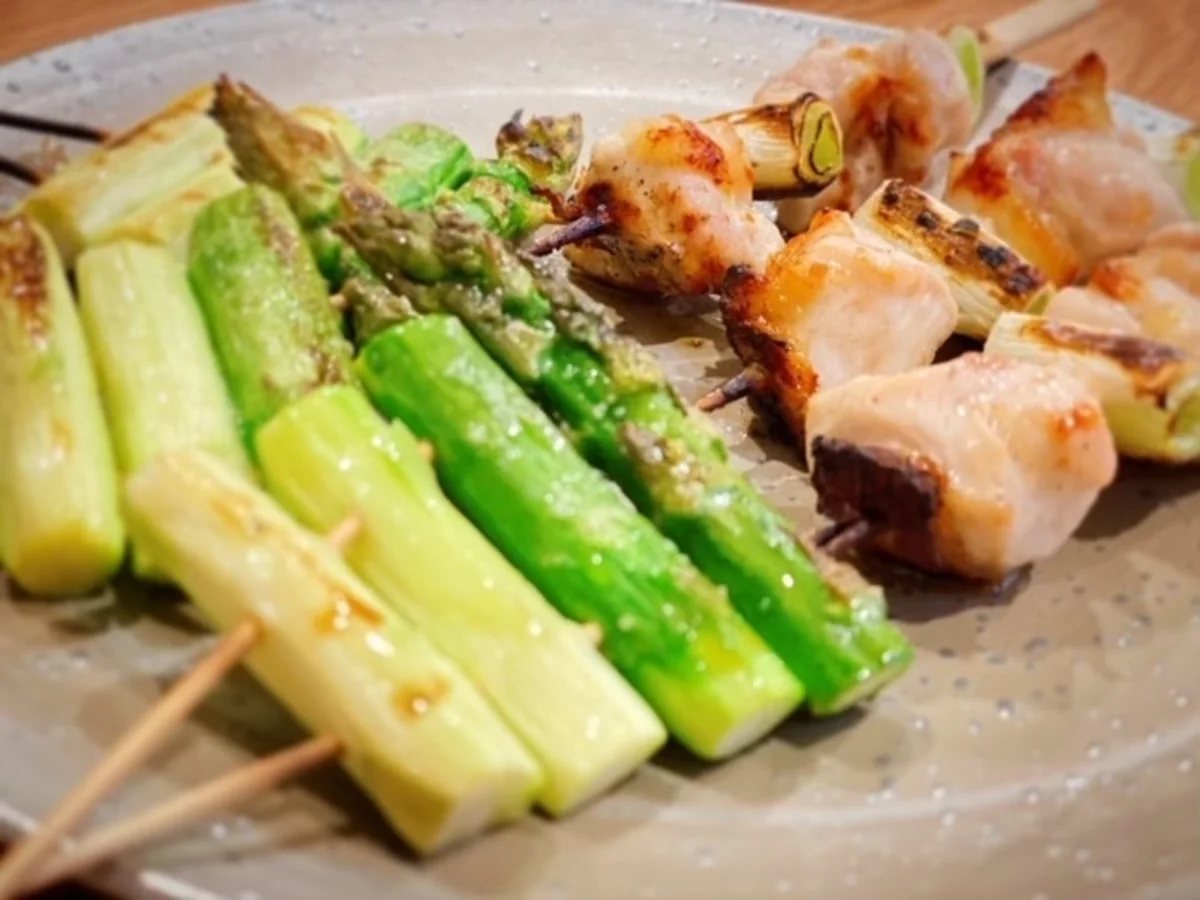 【個室確約 アニバーサリープラン】料理長こだわりの比内地鶏料理「フルコース」全16品★完全個室のプライベート空間でお祝いに最適な和の贅沢を★田端駅から徒歩8分の大人の隠れ家的焼き鳥専門店の写真 4