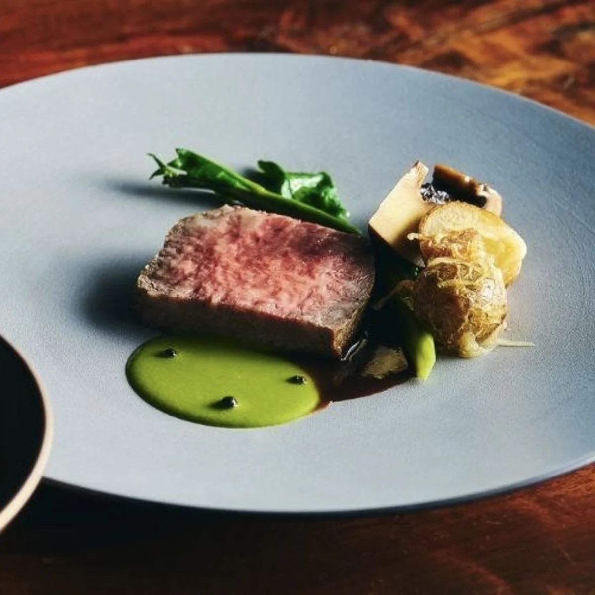 一期一会の食体験★大人のためのご褒美時間〜匠の技光る珠玉の逸品に舌鼓 | 【地上130m天空の特等席★6〜12名様 / 個室確約・ご両家お顔合わせプラン】圧巻のパノラマビューと共に堪能する至高の美食体験★CHEF’S TABLE〜心尽くしの贅沢なフルコース★品川プリンスホテル最上階の優美なプライベート空間