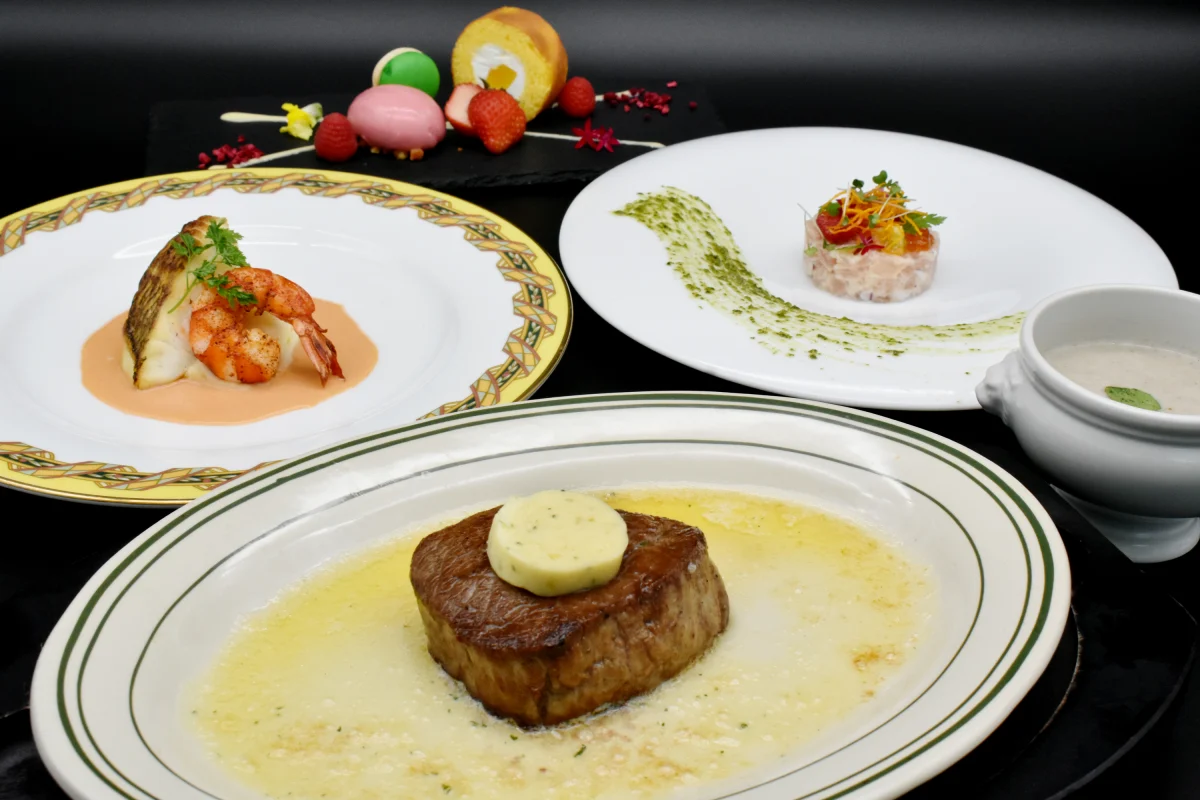 【ホテル記念日プラン】牛フィレステーキ・海鮮のローストなど豪華洋食ディナー ～Dētroitデトロワ～ 全8品＋乾杯ドリンク＋メッセージプレート★みなとみらいの夜景を堪能★の写真 2