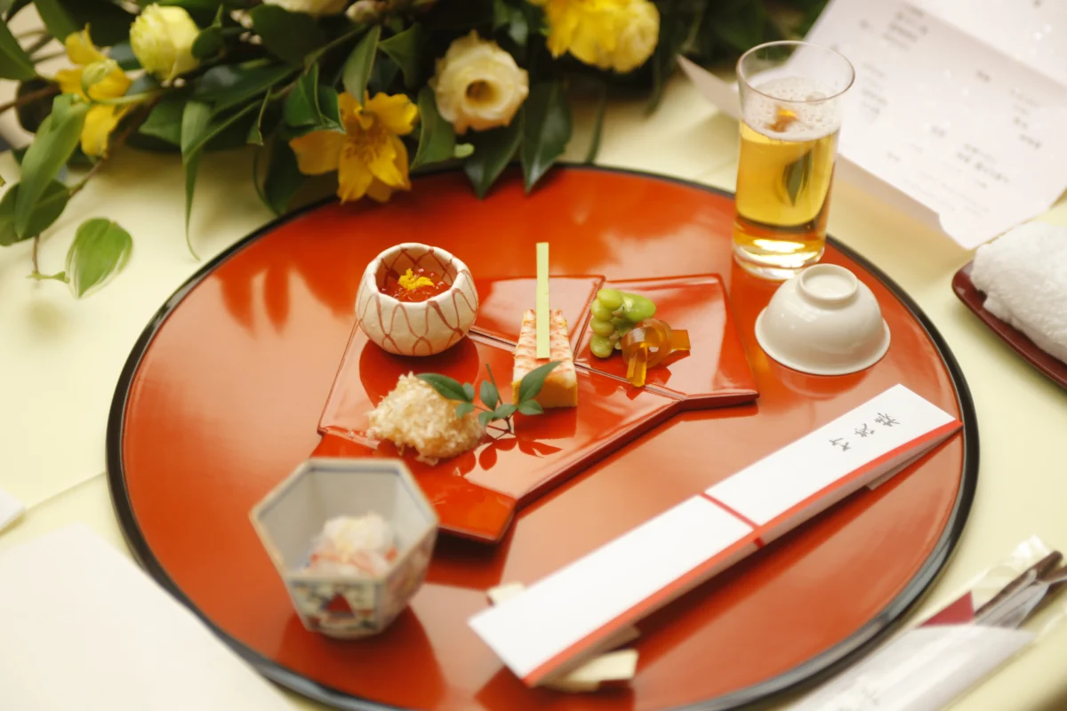 【最大90名様/個室確約×顔合わせ・結納プラン】京懐石ランチコース+乾杯用食前酒★東山駅から徒歩10分★心落ち着く店内で顔合わせの写真 5