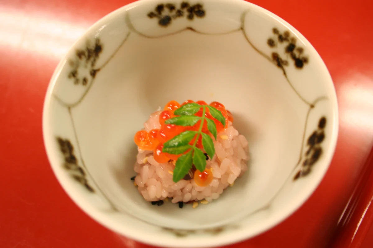【最大90名様/個室確約×顔合わせ･結納プラン】京懐石ランチコース+乾杯用食前酒★東山駅から徒歩10分★心落ち着く店内で顔合わせ 料理