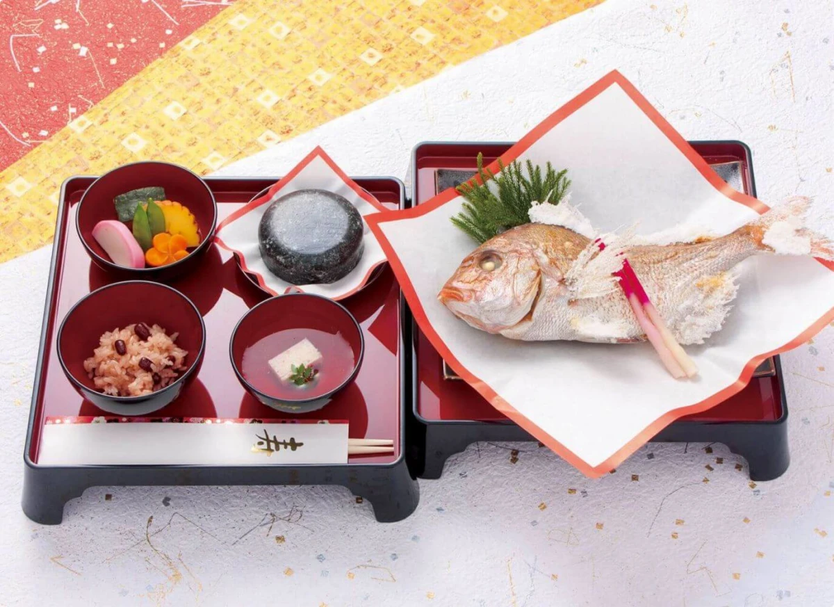 【個室で祝うお食い初め】伊勢海老の活造り×牛フィレ肉など豪華10品コース★お食い初め膳＆メッセージカード対応可★北新地の景色とともにお子様の健やかな成長を願う特別なお祝いにの写真 2