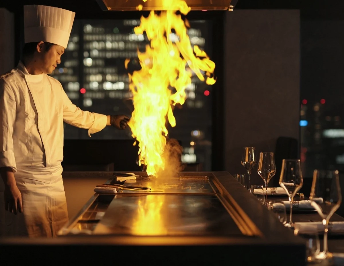 【個室確約★プロポーズ／アニバーサリーランチ】「肉の芸術品」松阪牛ロース・フィレの食べ比べ、旬魚、季節の前菜など含む全7品～絢コース～★乾杯ドリンク＋メッセージプレート付き★北新地の高層階レストランで絶品コースを堪能★の写真 5