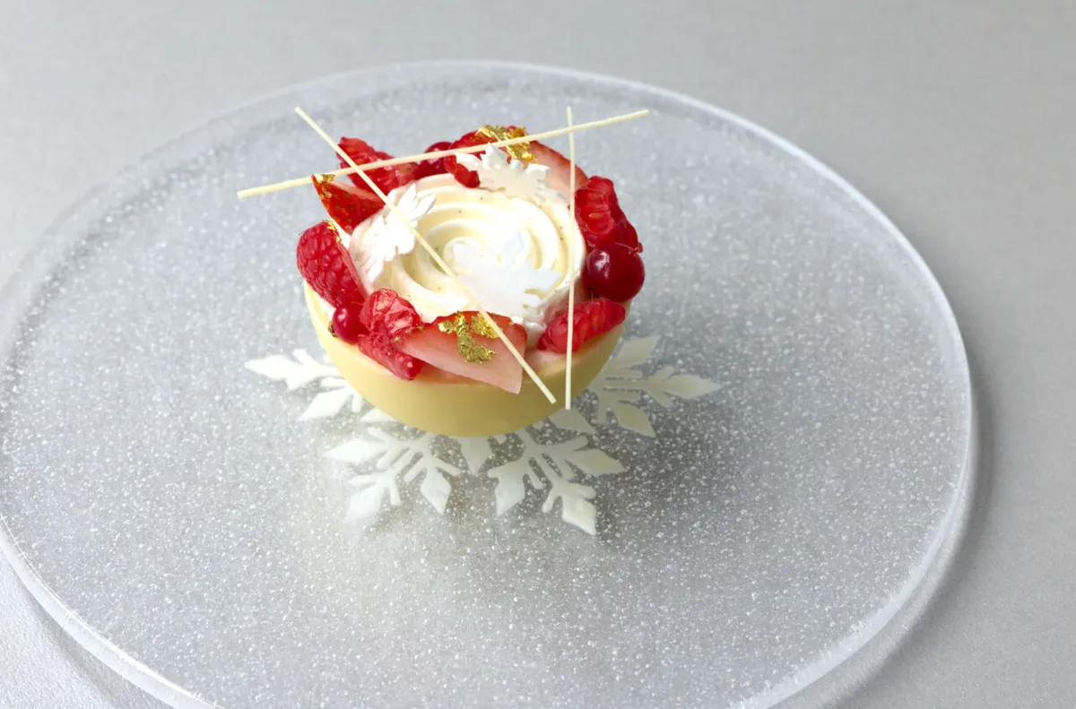 12月18日〜26日【Anny限定 / お席はおまかせ★クリスマスランチプラン】心華やぐ至福の食体験〜新進気鋭のシェフ★ヨハン・ダコスタが贈る伝統と革新のモダンフレンチコース★憧れの5つ星ホテル★ザ・ペニンシュラ東京の写真 1