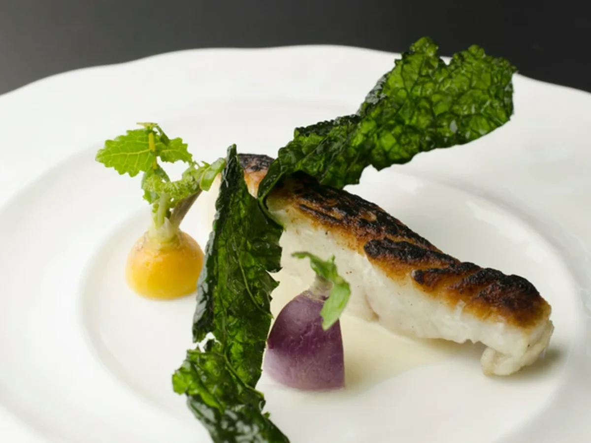 【アニバーサリーディナー】Bistro 銀の独創的フレンチ「～Menu Saison～」全9品＋メッセージ付きケーキ＋乾杯ドリンク付き★京都の静寂と美食の調和 1