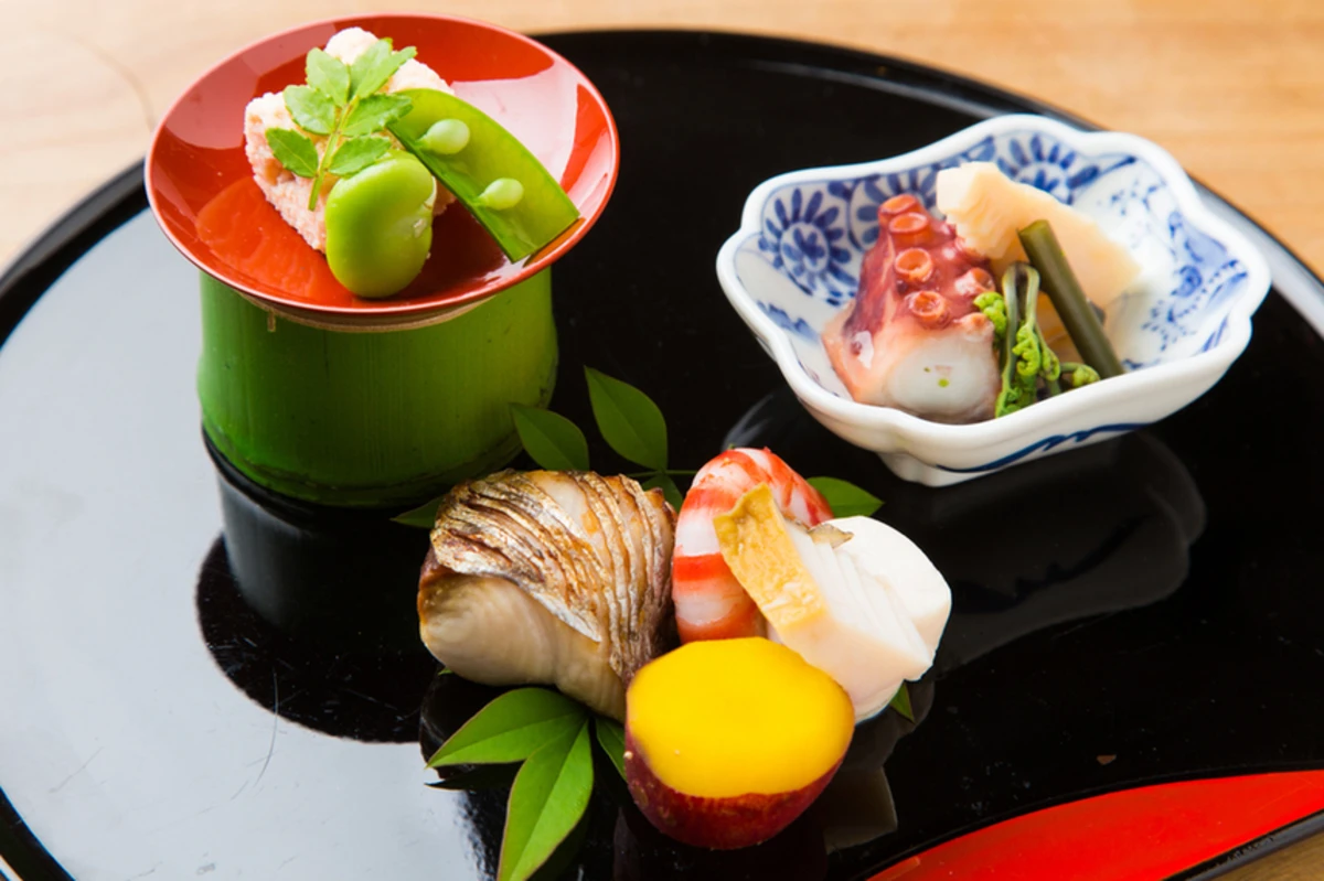 晴れの日懐石（18,150円） 3