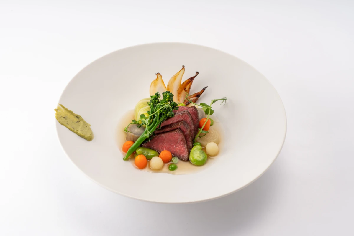 【アニバーサリープラン】国産牛フィレ肉など全7品ディナー＋乾杯スパークリング＋メッセージ入りケーキ＋花束＋記念撮影★ハーバーランドのホテルの絶品フレンチでお祝い 2