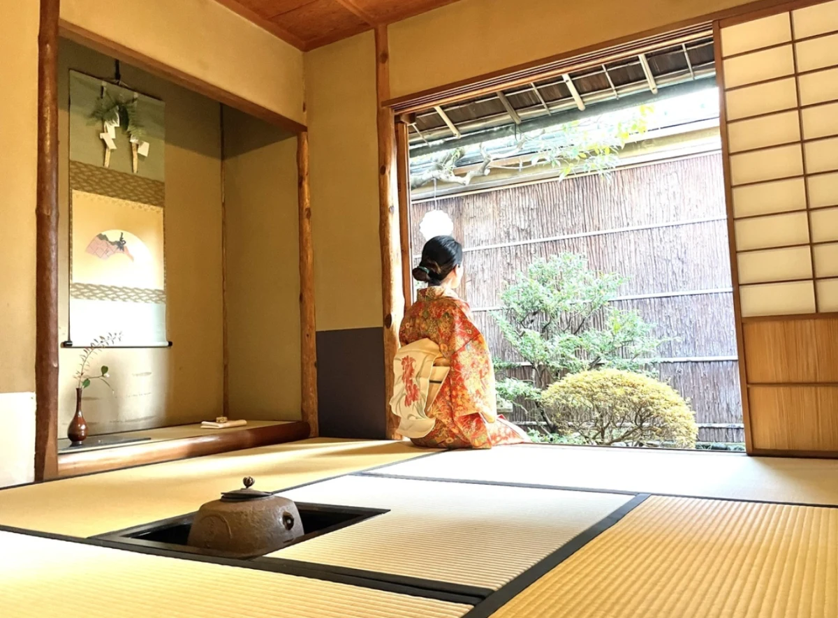 町家見学と文化体験で深める京都の魅力 | 【最大20名様/個室確約×顔合わせ・結納ランチ】100年の伝統メニュー西陣弁当を堪能+町家体験も可能★西陣の歴史ある町屋で祝う特別なひととき