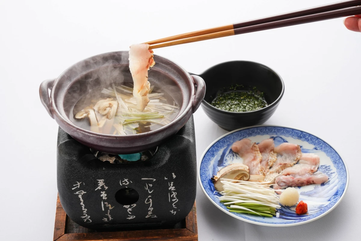 自家製生ケーキ含む季節を感じる懐石料理全9品＆乾杯ドリンク 17