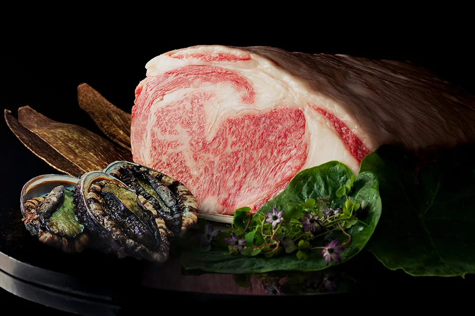【都内屈指のラグジュアリーホテル×プロポーズディナープラン】厳選食材を堪能〜至高の鉄板焼コース＋乾杯シャンパン＋メッセージ付プレート＋食後酒〜渋谷駅徒歩5分・セルリアンタワー東急ホテル 料理