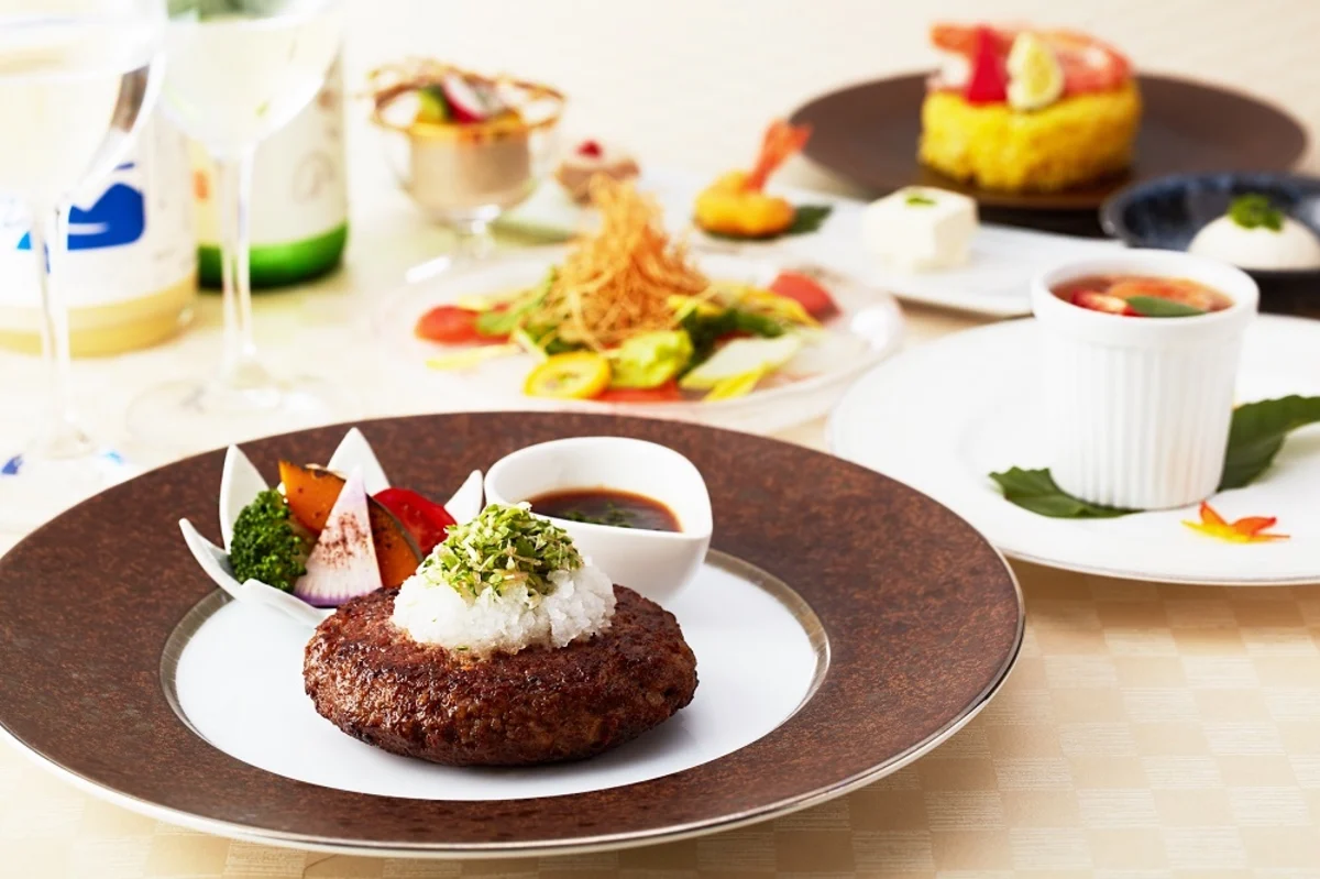 12月18日〜25日限定【半個室or 個室確約★クリスマスプラン】極上の食体験〜絶品米沢牛を堪能★選べる♪3種のコース＋乾杯ドリンク〜レンブラントホテル海老名 料理