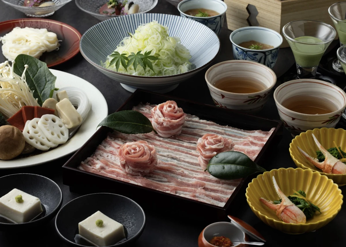 【最大10名 個室確約×お祝いランチプラン】厳選豚肉の出汁しゃぶ会席★西麻布の隠れ家で大切なご縁を結ぶ特別なひとときの写真 5