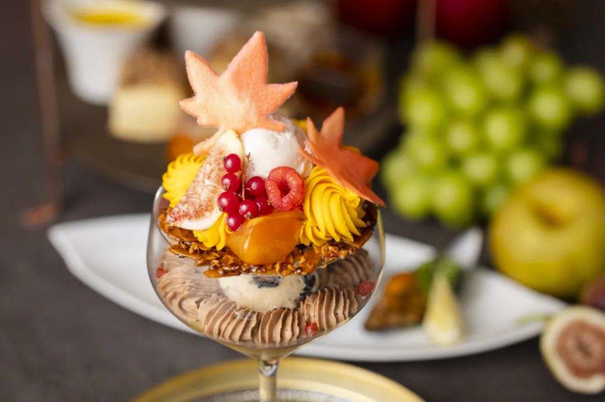 【お席はおまかせ★アニバーサリーランチプラン】心華やぐ至福の食体験*Afternoon Tea特製パフェ付き全15品+乾杯ドリンク+メッセージ付プレート〜銀座駅徒歩2分の写真 5