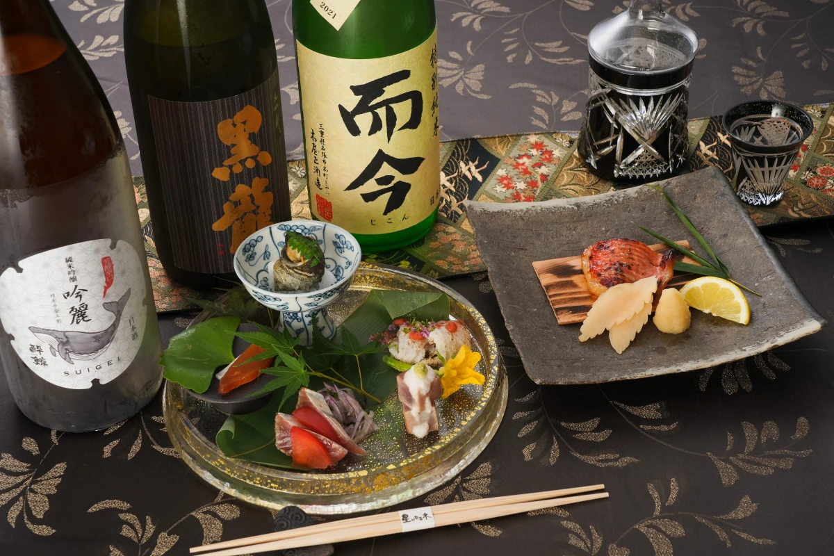 笑顔あふれる絶品季節の懐石コースに舌鼓 | 【半個室確約★17時00分~19時00分限定★夕暮れ~夜景を楽しむ★トワイライトアニバーサリープラン】絶品懐石コース全9品+乾杯酒+メッセージプレート★サンシャイン60の高層階からの絶景と美しい夕日に包まれた至福のお祝い時間★