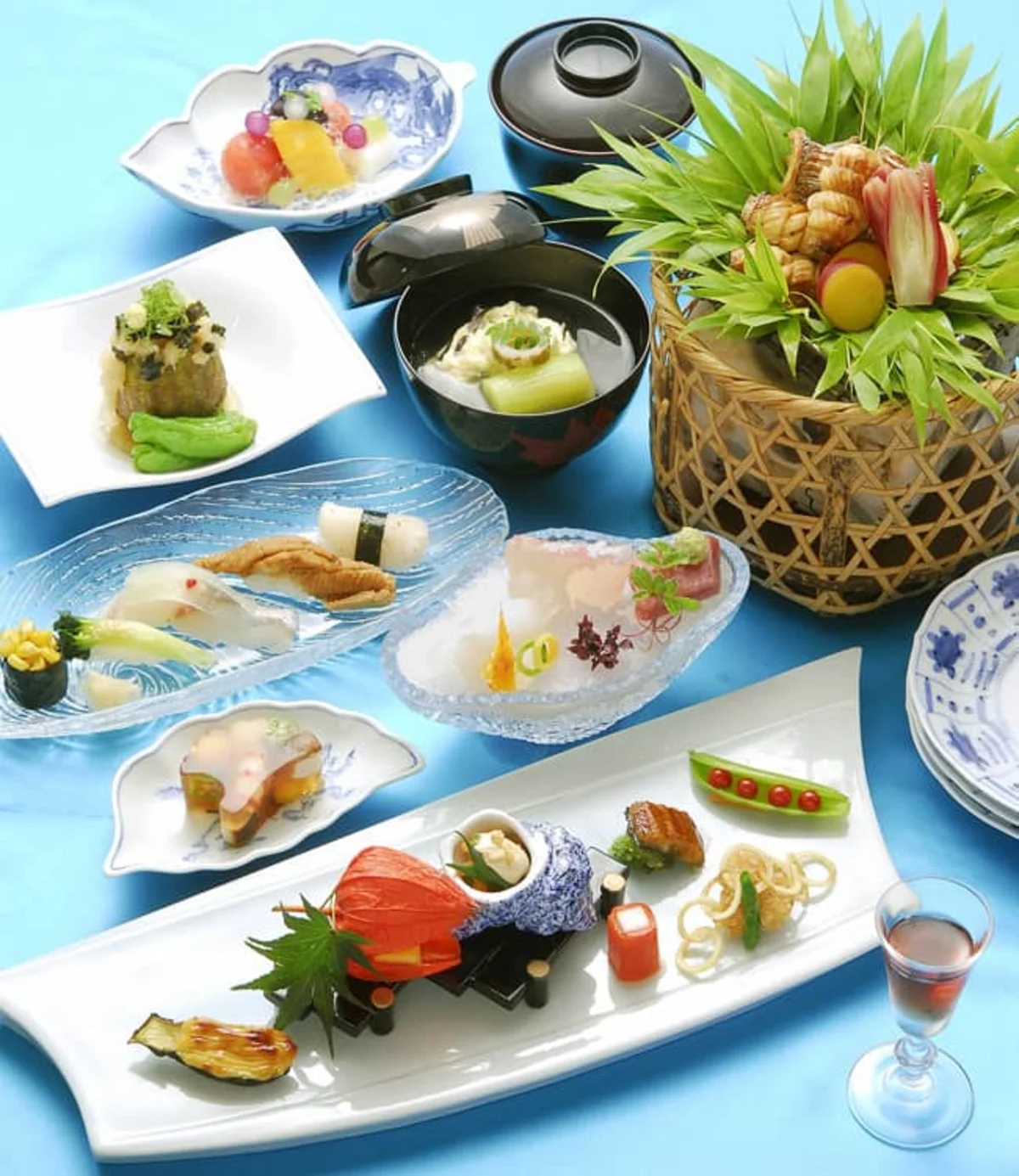 【個室確約 お食い初めプラン】有馬・老舗旅館の味を大阪北新地で堪能！お食い初め膳＋大人の方向けの季節感あふれる懐石料理～花懐石～の写真 4
