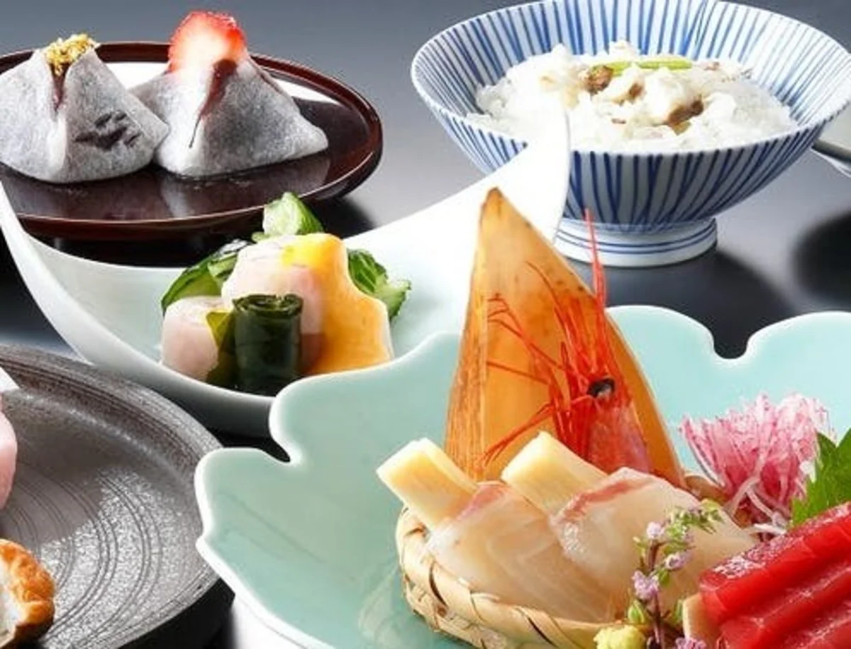 【結婚記念日ホテルディナープラン】豪華加賀懐石全8品［相生］★乾杯ドリンク付 1