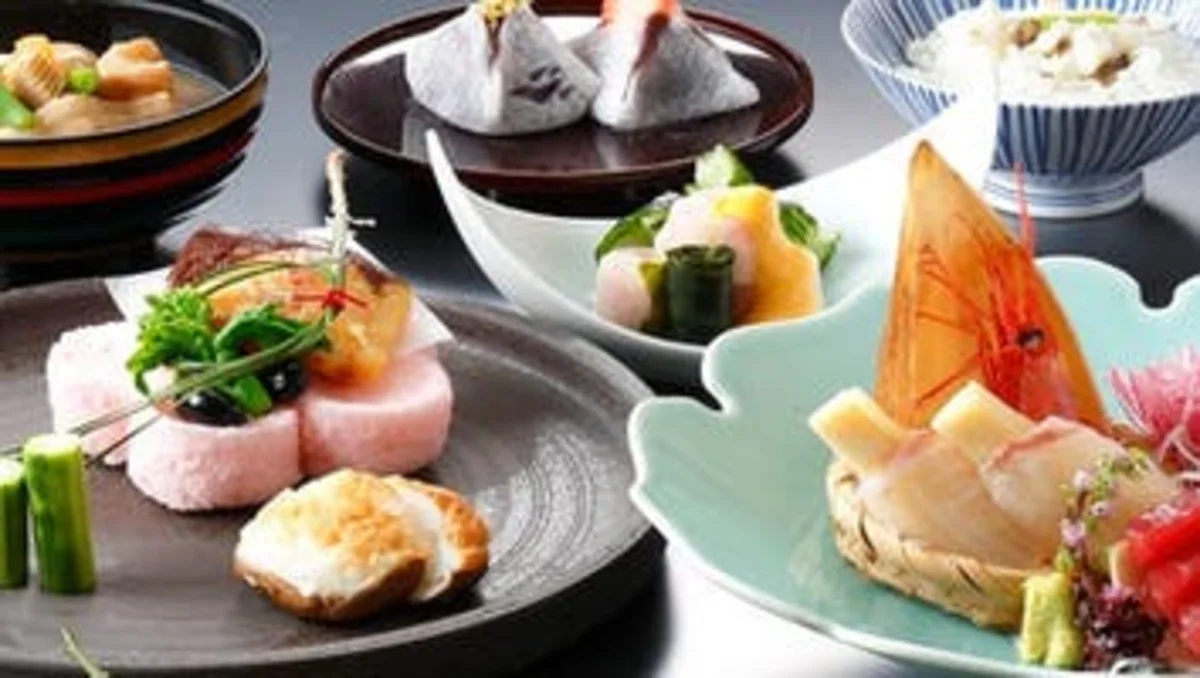 【結婚記念日ホテルディナープラン】豪華加賀懐石全8品［相生］★乾杯ドリンク付 3
