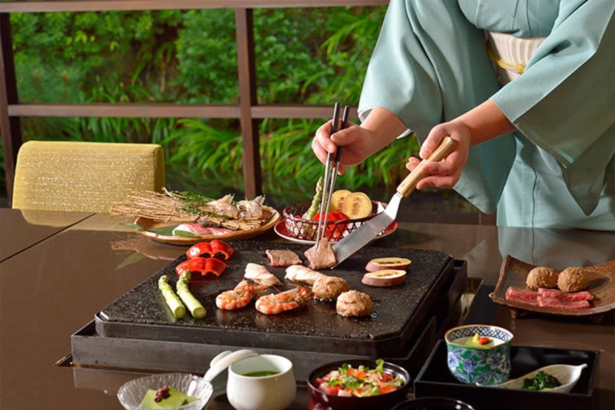 【7月~9月土日祝15:00、18:30限定!個室確約】笑顔溢れるお食い初めプラン★贅沢会席全6品+お食い初め膳★乾杯ドリンク付き★大人4名+お食い初め膳1名様分84,000円→75,600円の特別価格でご提供!★の写真 4
