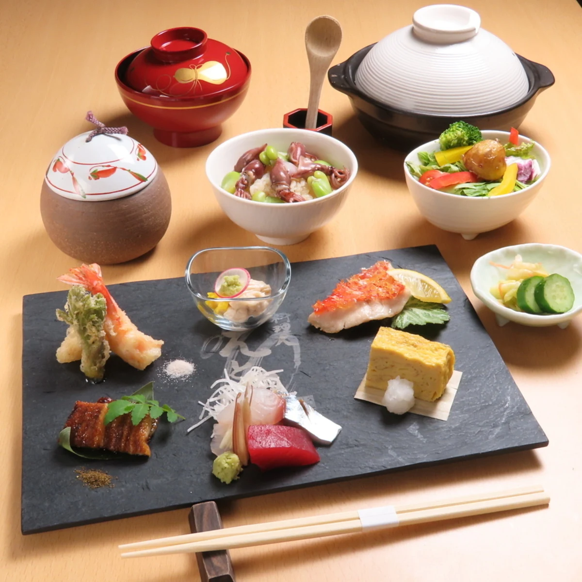 【4~25名様 / 顔合せランチプラン】旬の食材×和の匠技が織りなすおまかせコース3種+乾杯ドリンク付き★仙台・国分町にてご両家の佳き日をの写真 3