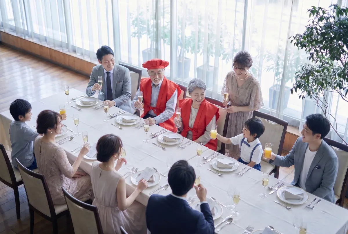 【6~60名様可◎半個室席×ご長寿お祝いプラン】 五感で味わう極上フレンチコース+お祝いメッセージプレート付き★南堀江のデザイナーズ空間で家族のお祝いをの写真 1