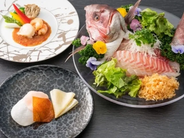 【4~12名様 / ホテル個室確約★七五三会食プラン】真鯛尾頭付き中国料理+乾杯スパークリング&ホールケーキ・卓上花付き★グランドニッコー東京台場で子供の成長を祝うの写真 3