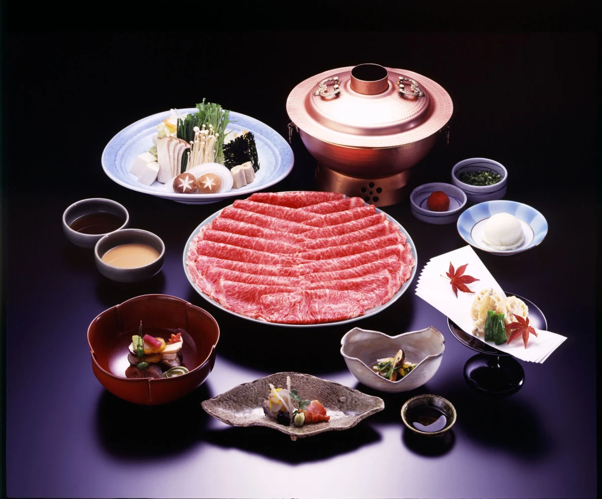 【アニバーサリープラン】黒毛和牛や国産牛・豚、旬の野菜を使ったしゃぶしゃぶ食べ放題ディナー＋乾杯スパークリング★奥渋谷に佇むしゃぶしゃぶの名店で上質な肉に舌鼓 1