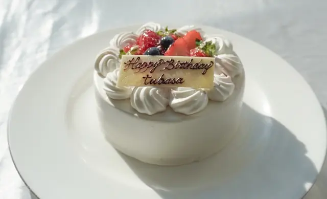 ホールケーキ
