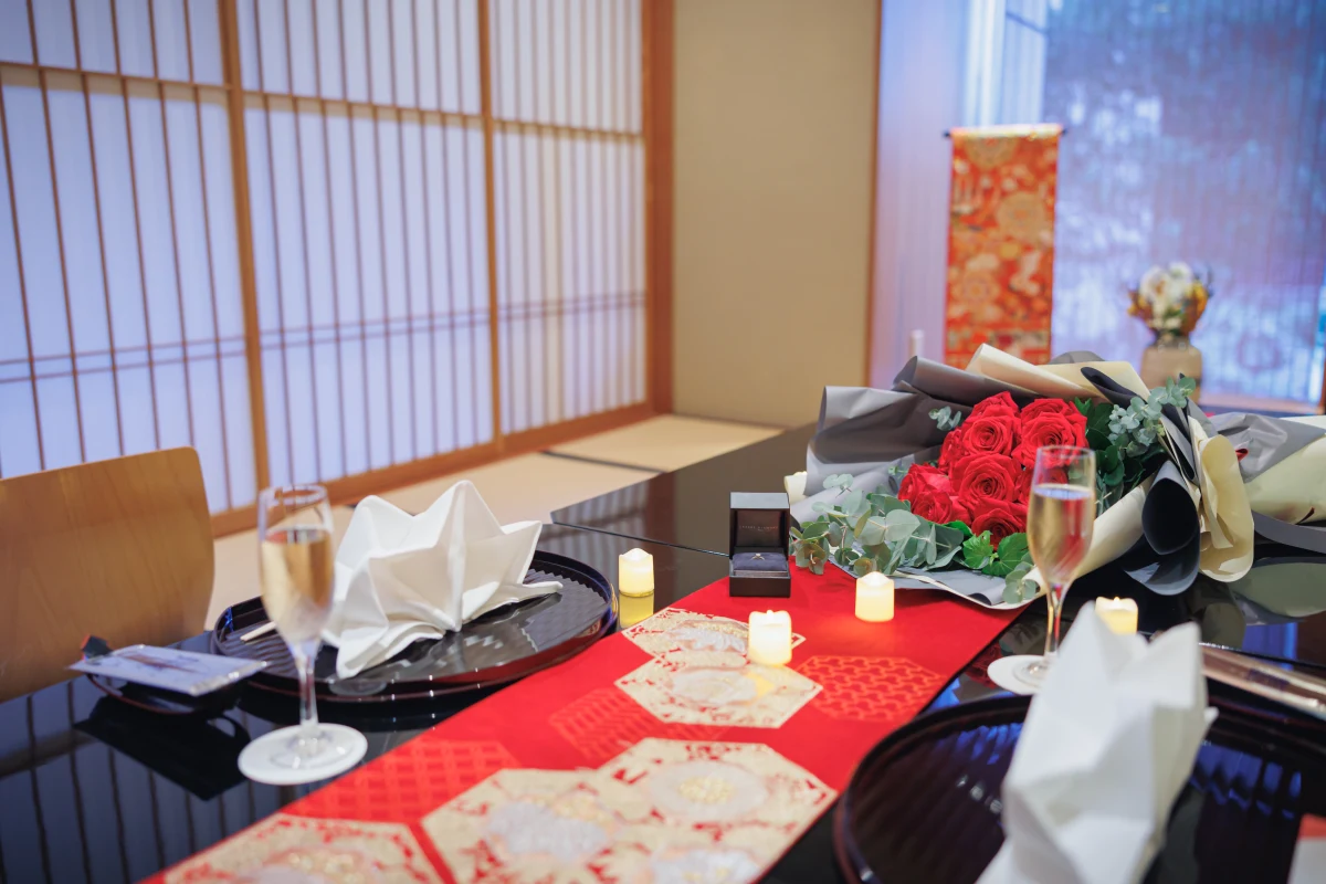 【結婚相談所にて成婚されたカップルさん限定！バラ12本付プラン】【チャペル貸切 プロポーズプラン】会席コース＋乾杯ドリンク＋オーダーメイドのデザートプレート★プロポーズプランナーの事前打ち合わせ付！★ホテルモントレ京都で記憶に残るプロポーズを★【プロポーズ丸投げプラン】の写真 2