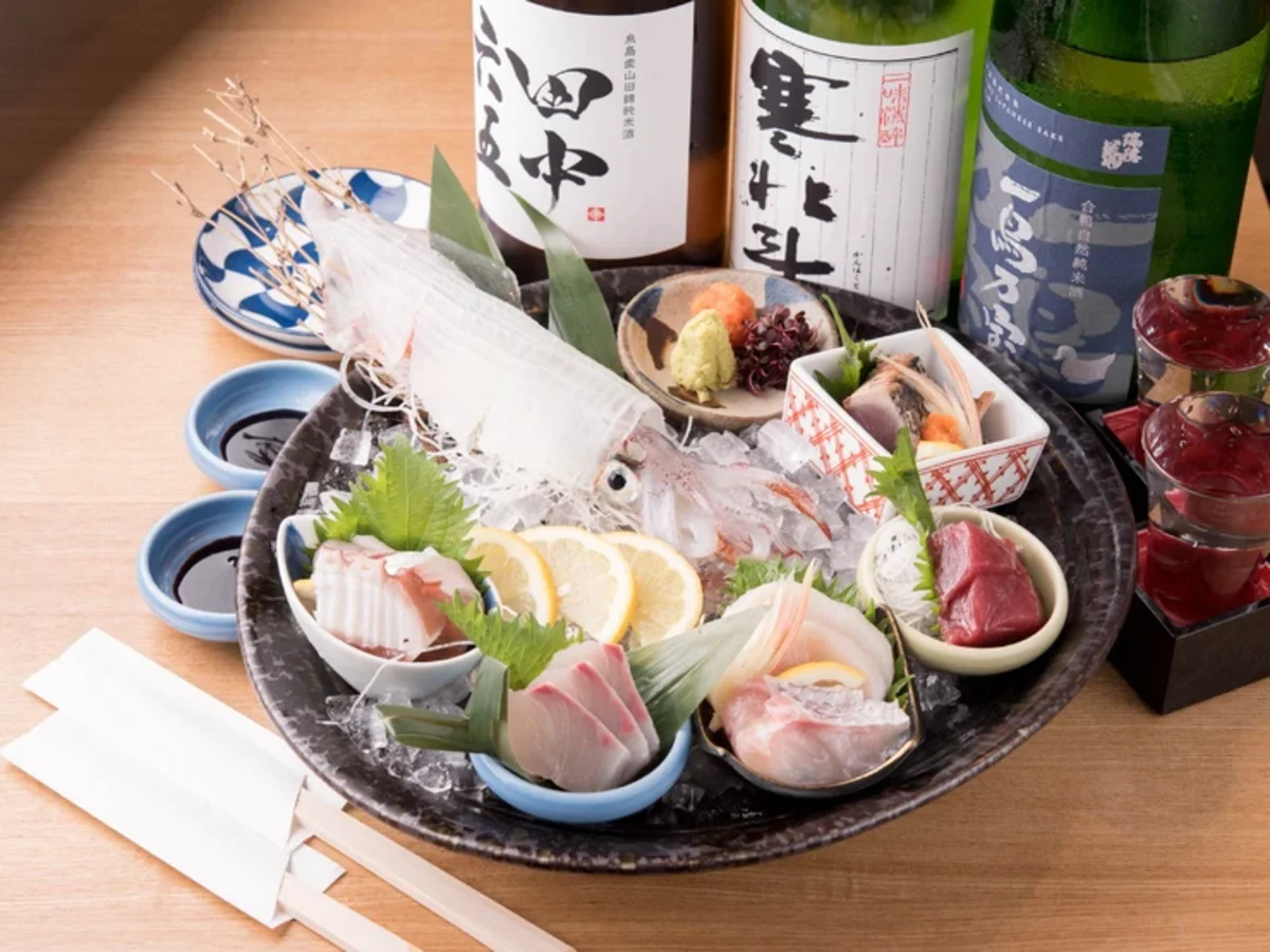 厳選された新鮮な素材 | 【アニバーサリープラン】伊勢海老活造り含む全10品＋乾杯ドリンク★筑豊で和のアニバーサリーを堪能★