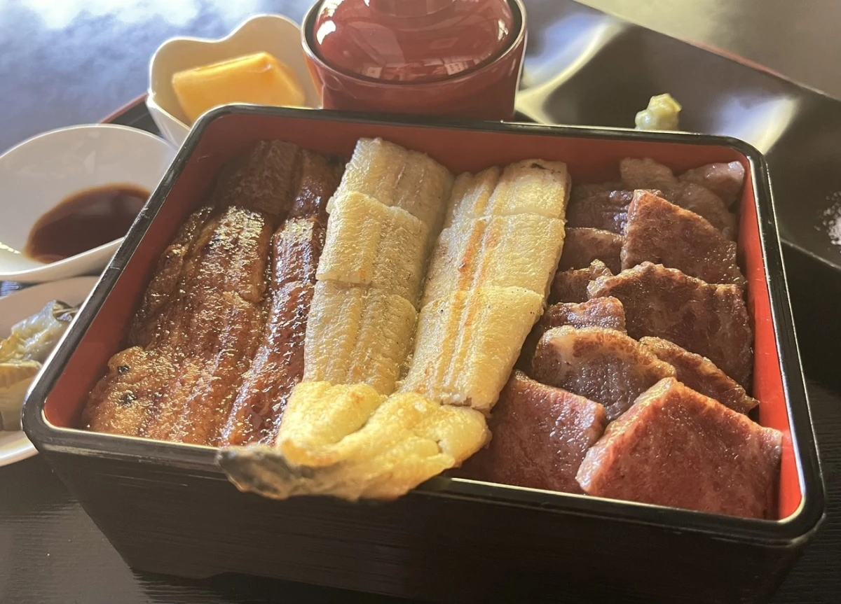国産うなぎと若狭牛がどちらも楽しめる贅沢コラボ重