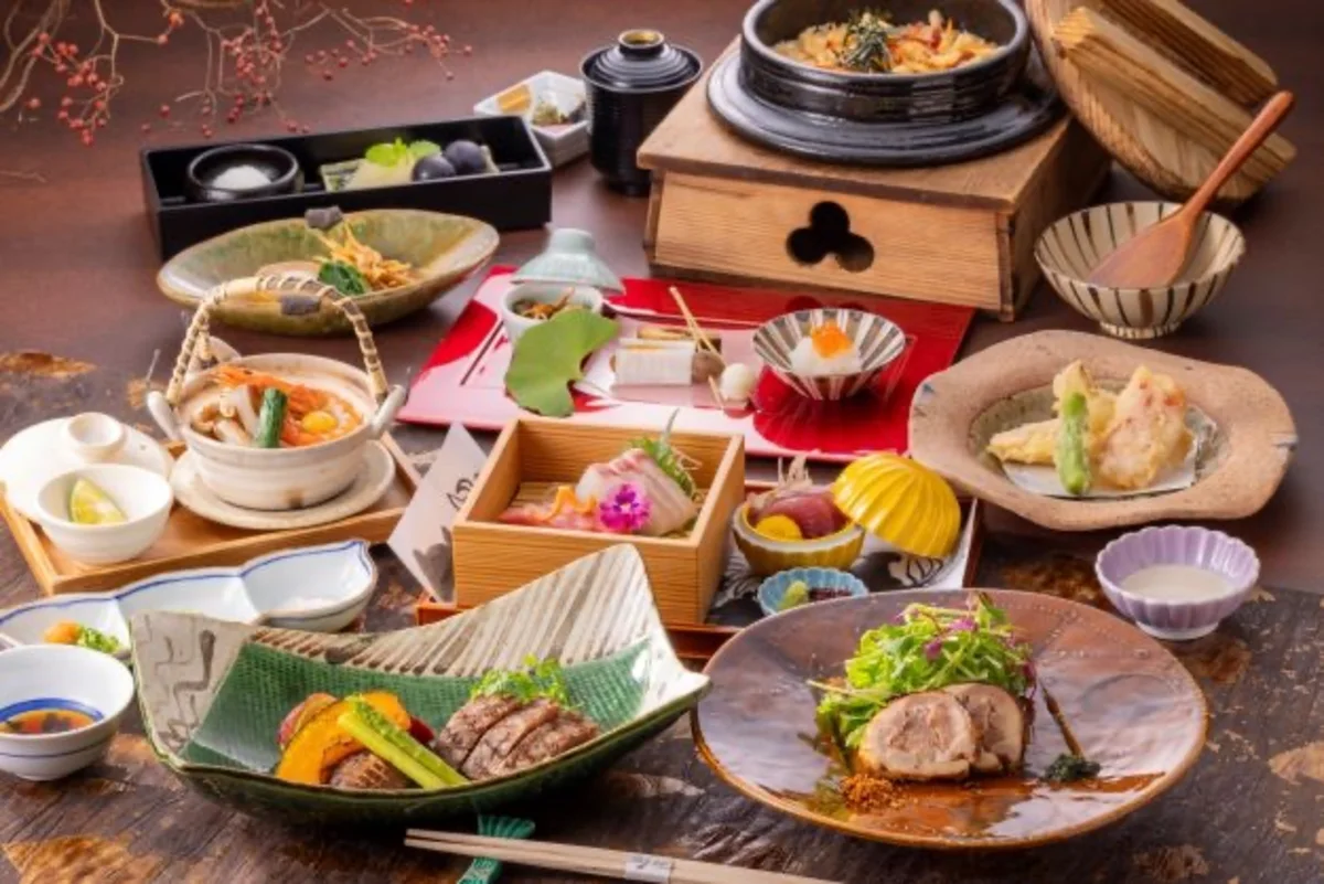 【最大24名様 / 格調高い個室確約★接待・会食プラン】至高の食体験〜心尽くしのおもてなし×厳選食材を使用した季節の会席料理★アクセス抜群の上質空間・豊田市駅徒歩1分 / 名鉄トヨタホテルの写真 2