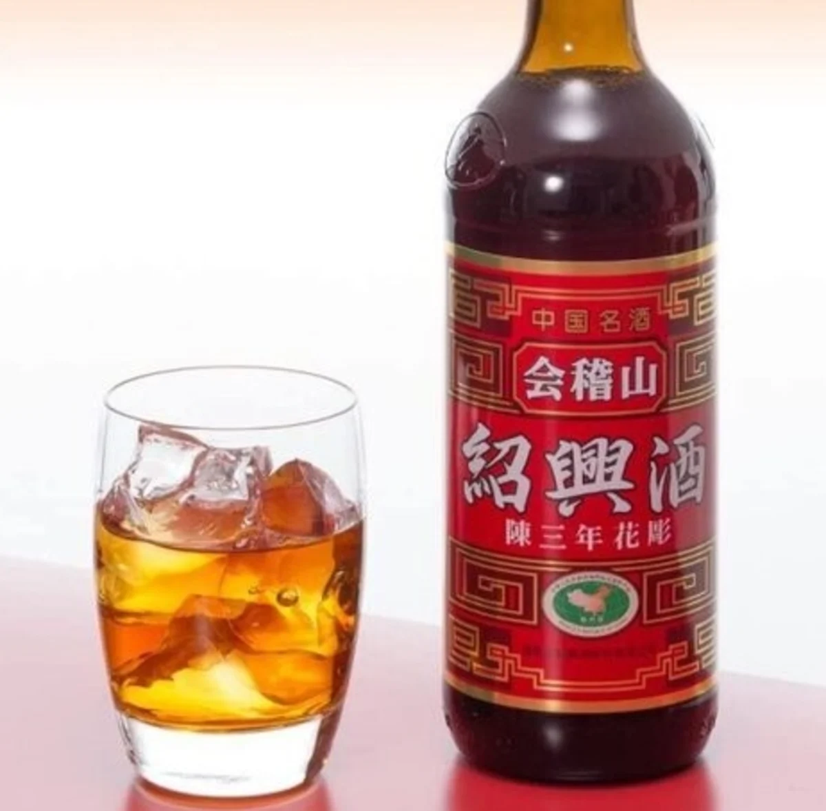 紹興酒で始まるアニバーサリーのお祝い | 【紹興酒1本付】横浜中華街で祝うアニバーサリープラン★フカヒレ姿煮・北京ダック・アワビのXO醤炒め含む贅沢中華三昧コース全12品