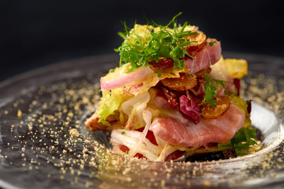 【最大8名まで可★贅沢なお祝いランチプラン】厳選食材を使用したメインとデザートが選べるコース＋メッセージ付きプレート★恵比寿駅徒歩4分の好立地 1