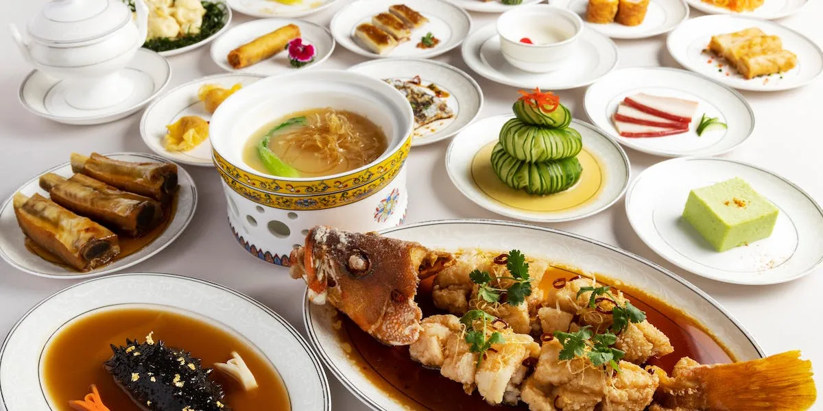 【個室選択可 極上アニバーサリープラン】高級フカヒレ・北海道産干しなまこの煮込みなど、贅沢コース全22品＋メッセージプレート付き★銀座一丁目駅から徒歩1分 1
