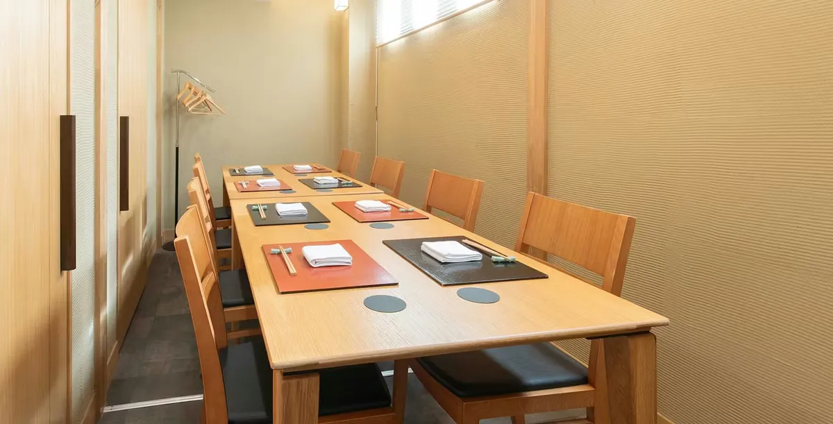 【4～8名様 / 個室確約×お顔合わせプラン】旬の食材を使ったおまかせ和食コース＋乾杯ドリンク付き★人形町駅徒歩3分の上質空間 座席