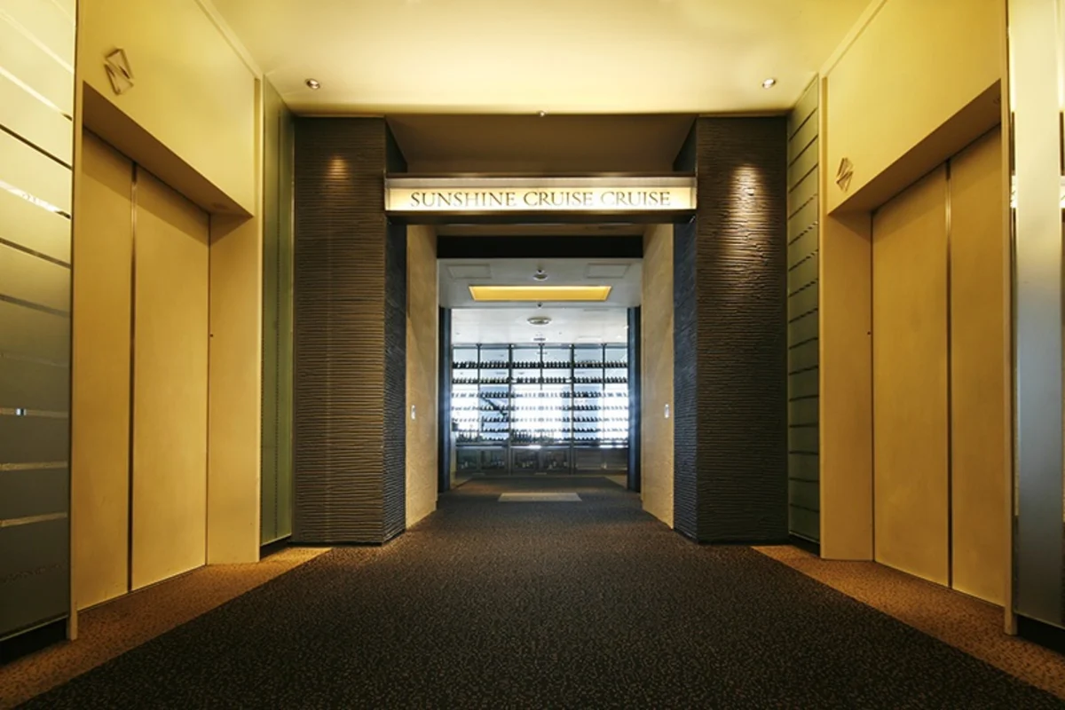 年間300件以上のご利用実績！【個室確約 /4名～24名★ 結納・顔合わせランチプラン】絶景＆絶品フレンチを堪能＋乾杯スパークリング＋メッセージ付きプレート★記念撮影＆お写真ラベルのオリジナルワインお土産付き★池袋サンシャインシティ58階 内観/外観