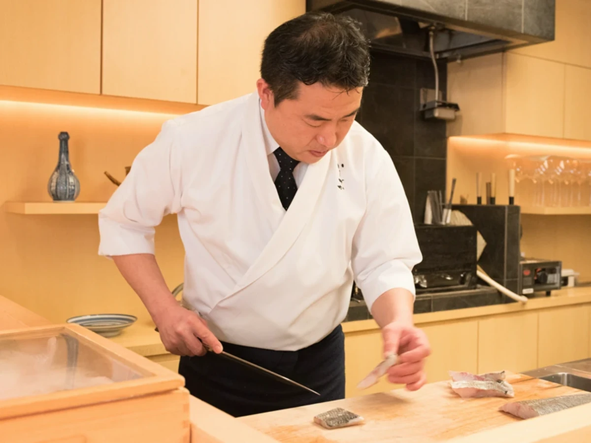 生産者との信頼関係が生む最高の味 | 【最大6名可・個室または半個室確約】還暦・両家顔合わせなどさまざまなお祝い向けディナープラン★旬の食材を使った全8品の会席★銀座一丁目駅から徒歩1分