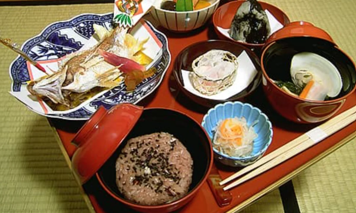 お食い初め膳と選べる2つの懐石で祝う晴れの日 | 【2名から30名まで完全個室確約×お食い初めプラン】創業120年の老舗で味わう季節の懐石コース★格式ある伝統とご家族で紡ぐ一生の記念日