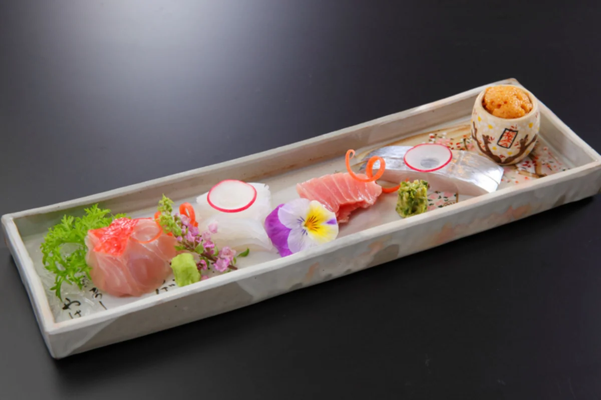 【個室選択可 アニバーサリープラン 6名様まで】季節の恵みを味わう会席コース全8品「桜会会席」★少路駅近くの上質空間でお祝い★ 料理