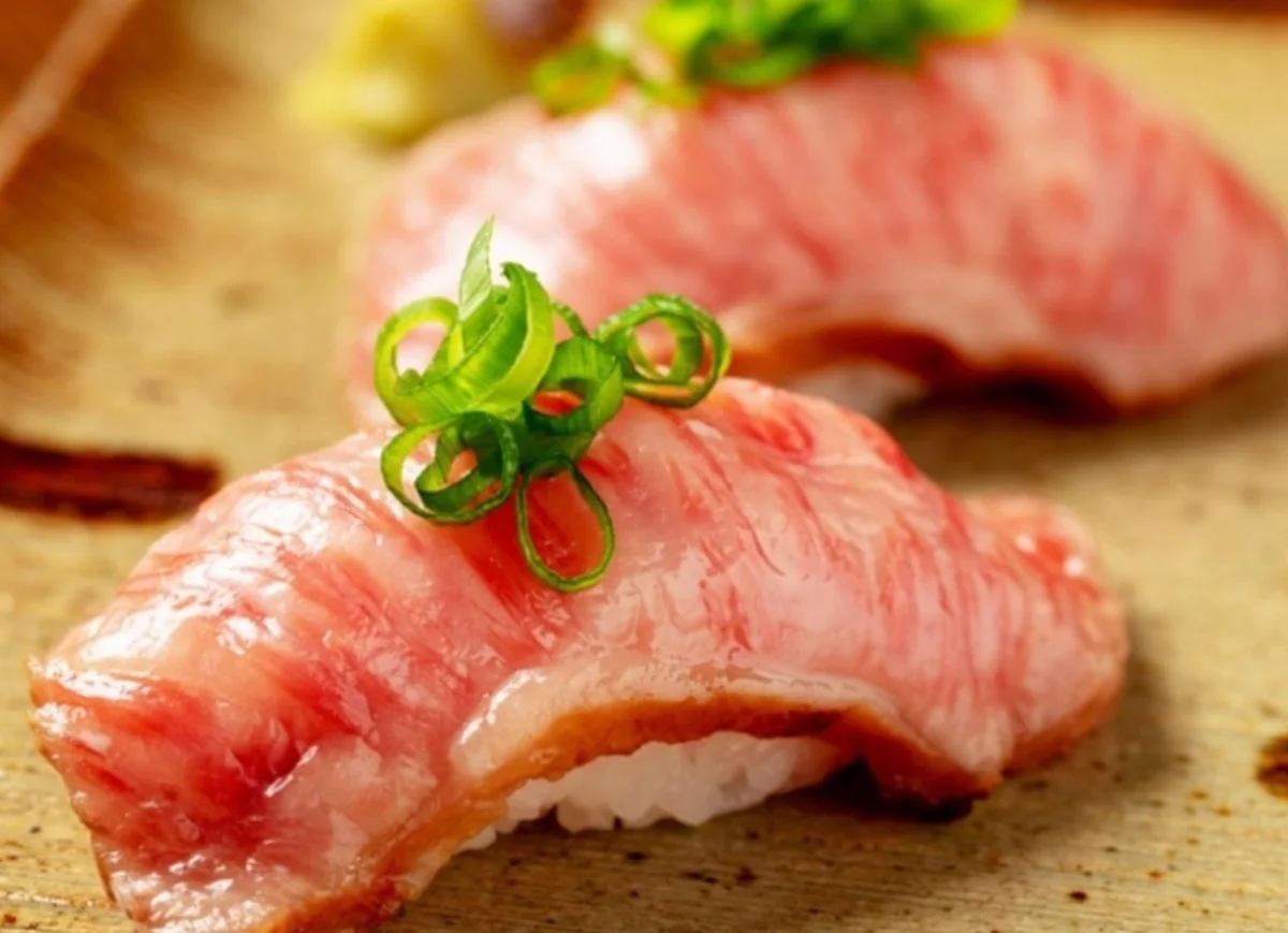 【最大8名★アニバーサリーディナープラン】A5黒毛和牛2種食べ比べ等全12品＋乾杯スパークリング＋メッセージ付きプレート＋鉄板前カウンター席確約★天神橋の贅沢鉄板焼きを五感で楽しむ特別な夜 2