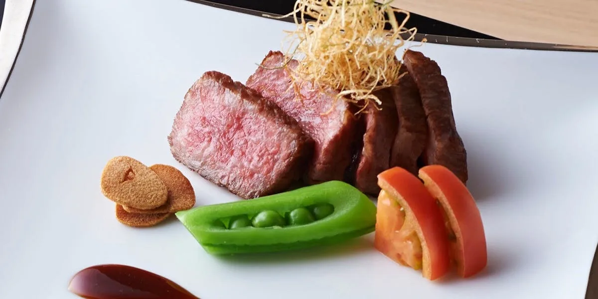 静寂な個室で豪華食材を堪能する全12品の「珠玉コース」 | 平日限定【最大24名可・お祝いディナー】個室確約＋旬の会席料理「珠玉コース」全12品★赤坂見附駅から徒歩2分★時間無制限の個室で大切な日をお祝い★