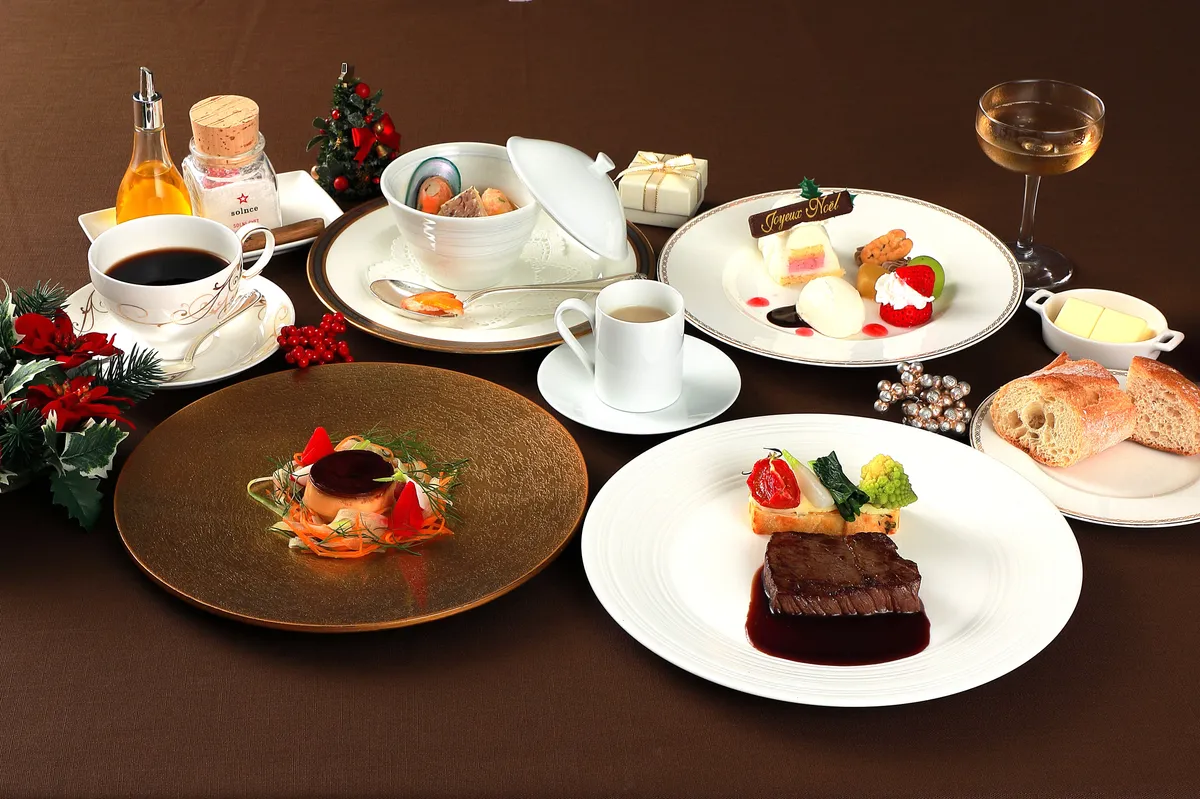 クリスマス限定！【個室貸切×絶景クルーズでプロポーズ】東京湾航路×珠玉のフレンチランチコース＋乾杯シャンパン＋メッセージ付きホールケーキ★ネーム入りシャンパングラス＆キャンドルコーディネートで豪華演出★憧れの舞台で誓う永遠の愛 料理