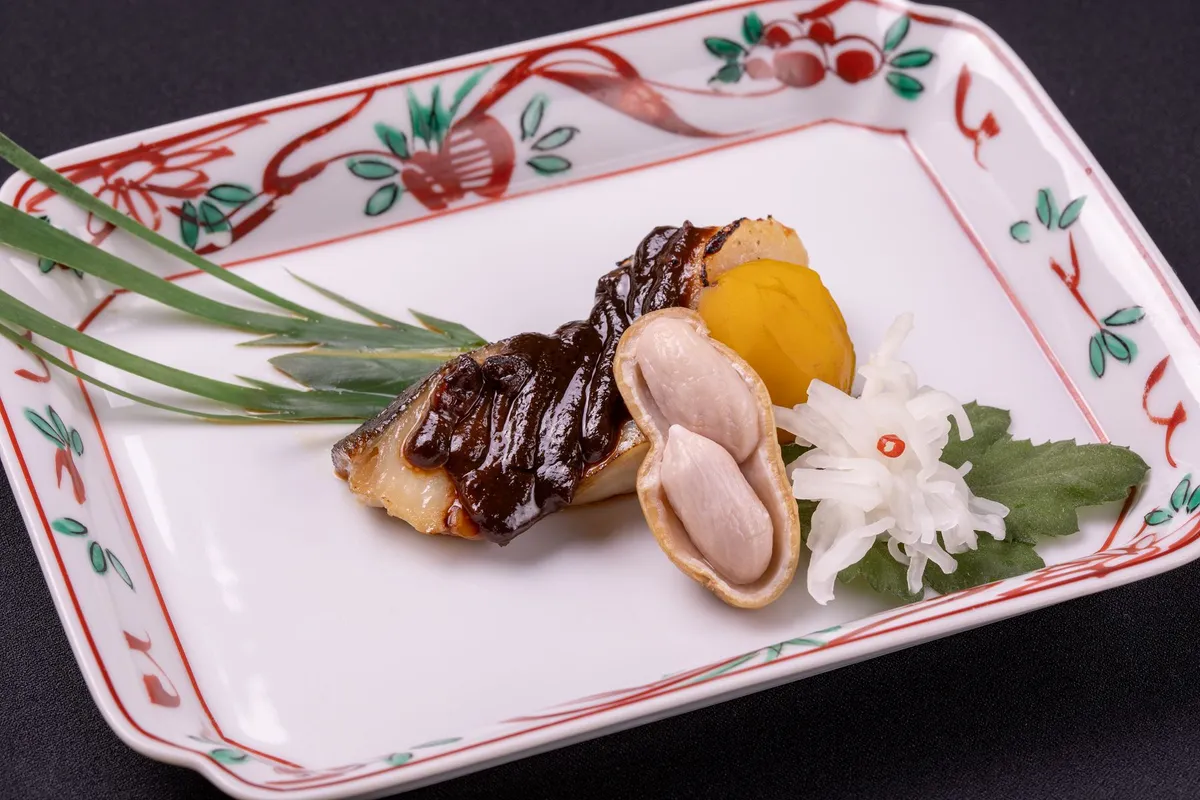 【個室確約】結納・顔合わせプラン ★ディナー限定 上方料理を堪能する会席料理全８品＋乾杯ドリンク★アクセスの良い横浜駅近くで新たな家族の誕生をお祝い！ 4