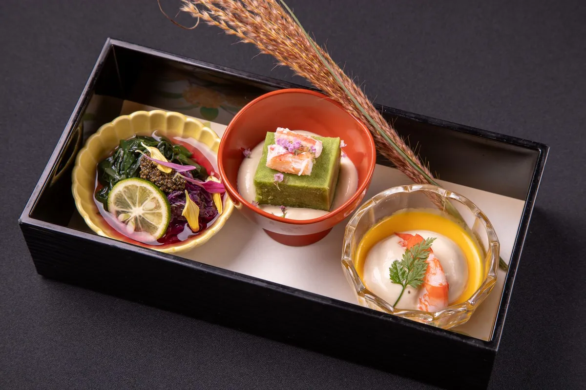 【個室確約】結納・顔合わせプラン ★ディナー限定 上方料理を堪能する会席料理全８品＋乾杯ドリンク★アクセスの良い横浜駅近くで新たな家族の誕生をお祝い！ 2