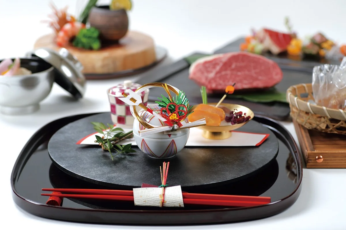 ご両家のお慶びの席に華を添える、旬の食材で仕上げたお料理 | 6名~10名様【個室確約 結納・顔合わせプラン】特選牛フィレなど鉄板焼コース+乾杯グラススパークリングワイン+記念写真2枚★ホテル ラ・スイート神戸ハーバーランド直営の鉄板焼レストランで家族の縁を結ぶ★